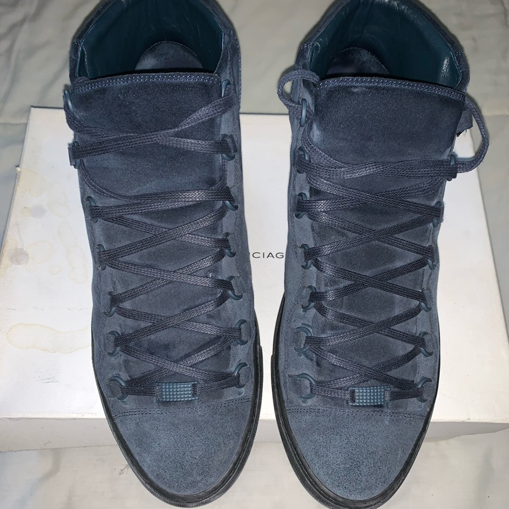 Balenciaga arenas !!